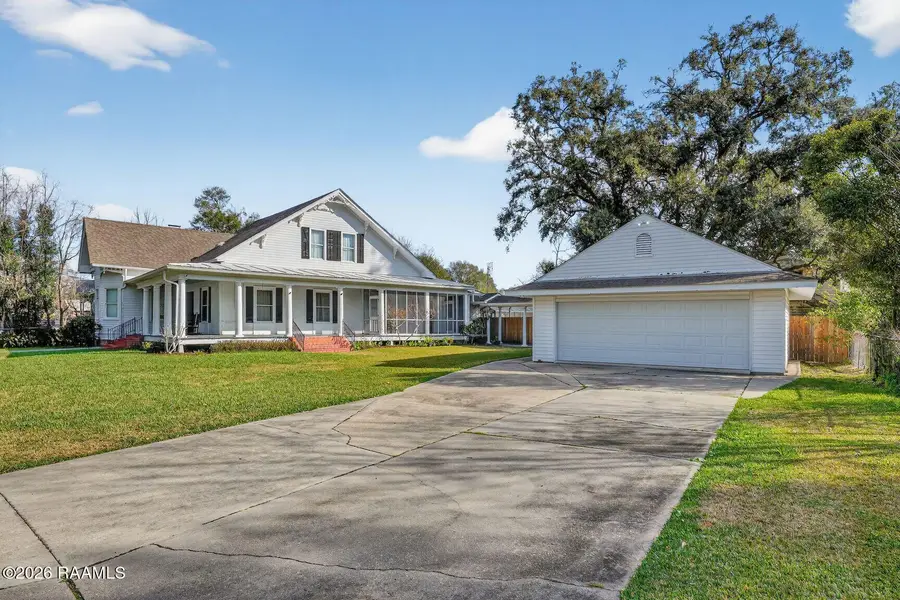 218 N Pinaud Street, Saint Martinville, LA 70582 - #2