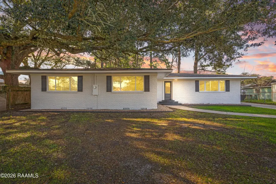 1210 Trotter Street, New Iberia, LA 70563 - #3