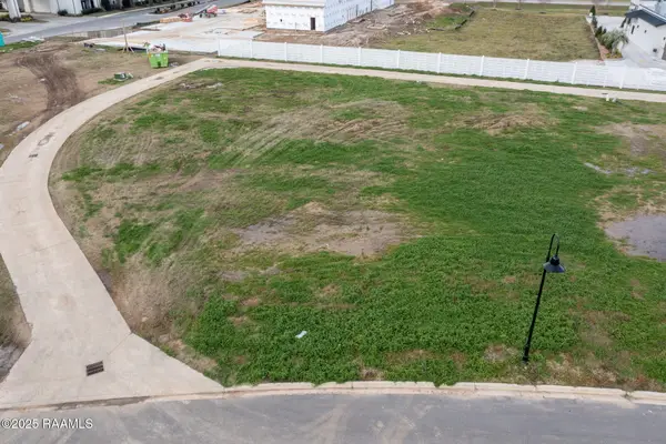 218 Windswept Lane, Youngsville, LA 70592