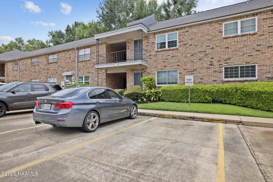 3121 Johnston Street #203, Lafayette, LA 70503 - #2