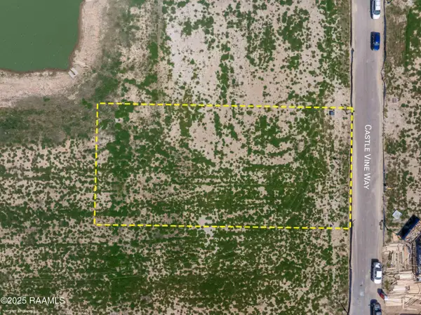 303 Castle Vine Way, Lafayette, LA 70508