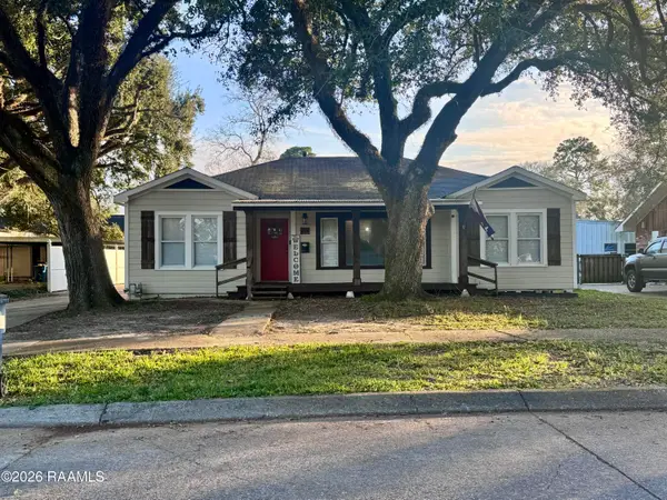 715 E Plaquemine Street, Jennings, LA 70546