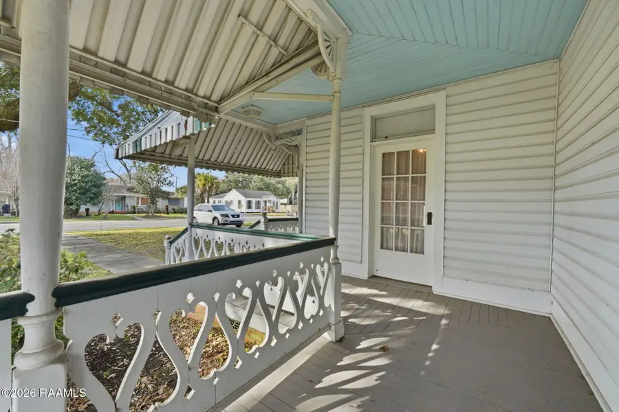 504 N Main Street, Loreauville, LA 70552 - #3