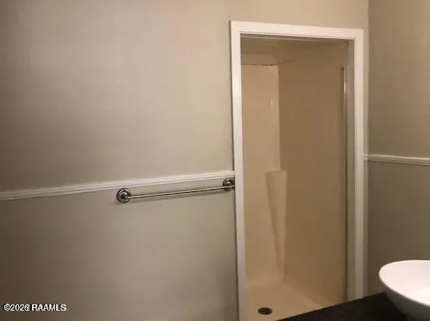 405 N Adams Avenue, Rayne, LA 70578 - #3