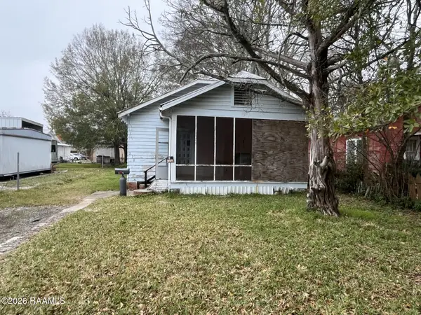 212 E Pershing Street, New Iberia, LA 70560