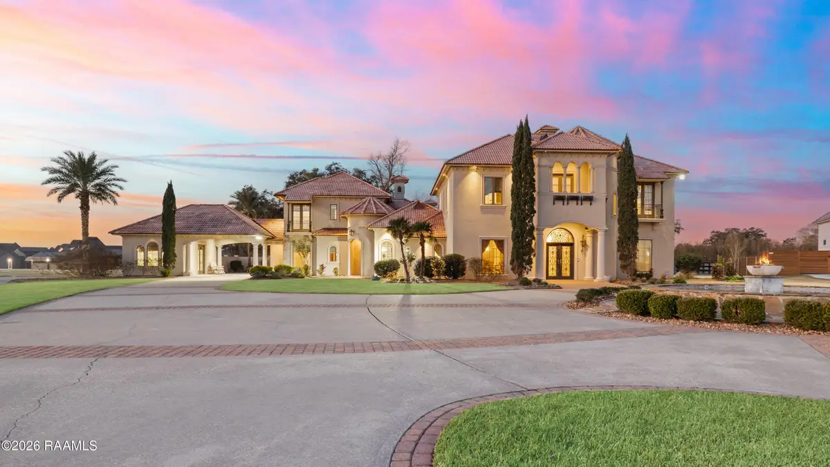 208 Saddleback Circle, Youngsville, LA 70592 - #1