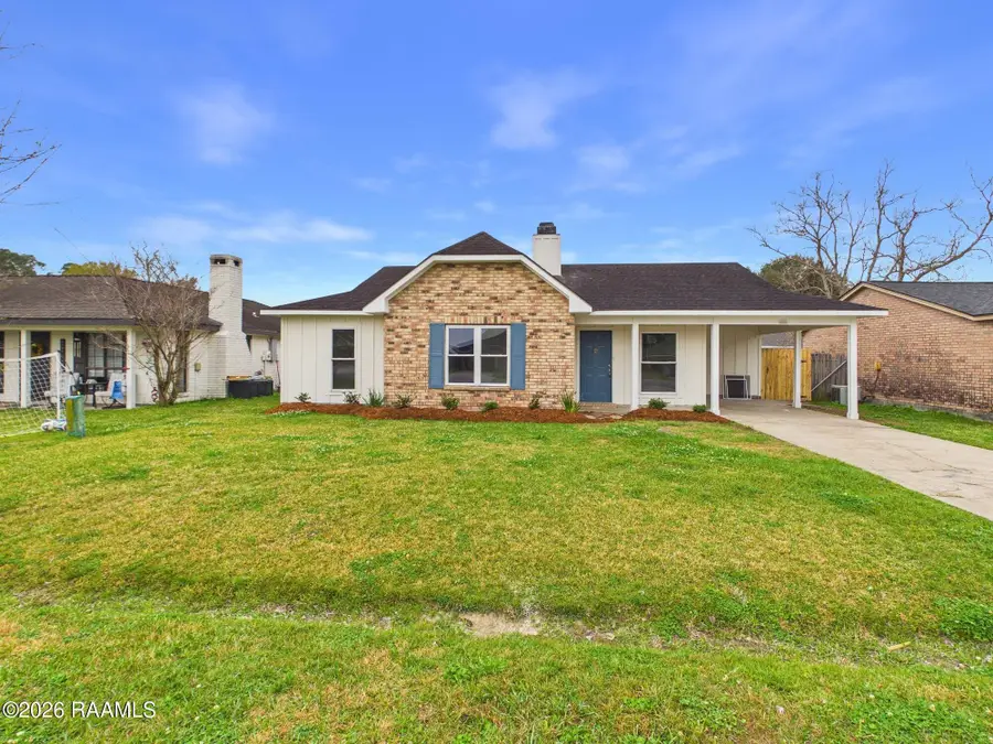 122 Pebble Beach Drive, Youngsville, LA 70592 - #2