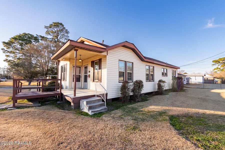 1004 W Cherry Street, Opelousas, LA 70570 - #2