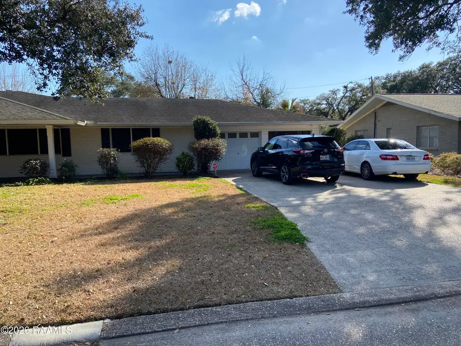 303 Edgewater Drive, New Iberia, LA 70563 - #3