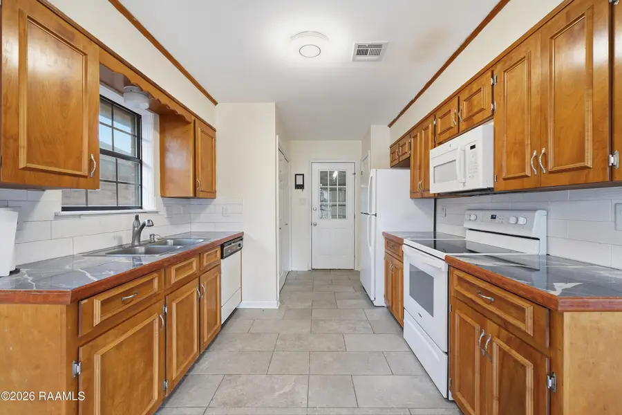 208 Sleepy Hollow Drive, Lafayette, LA 70506 - #3