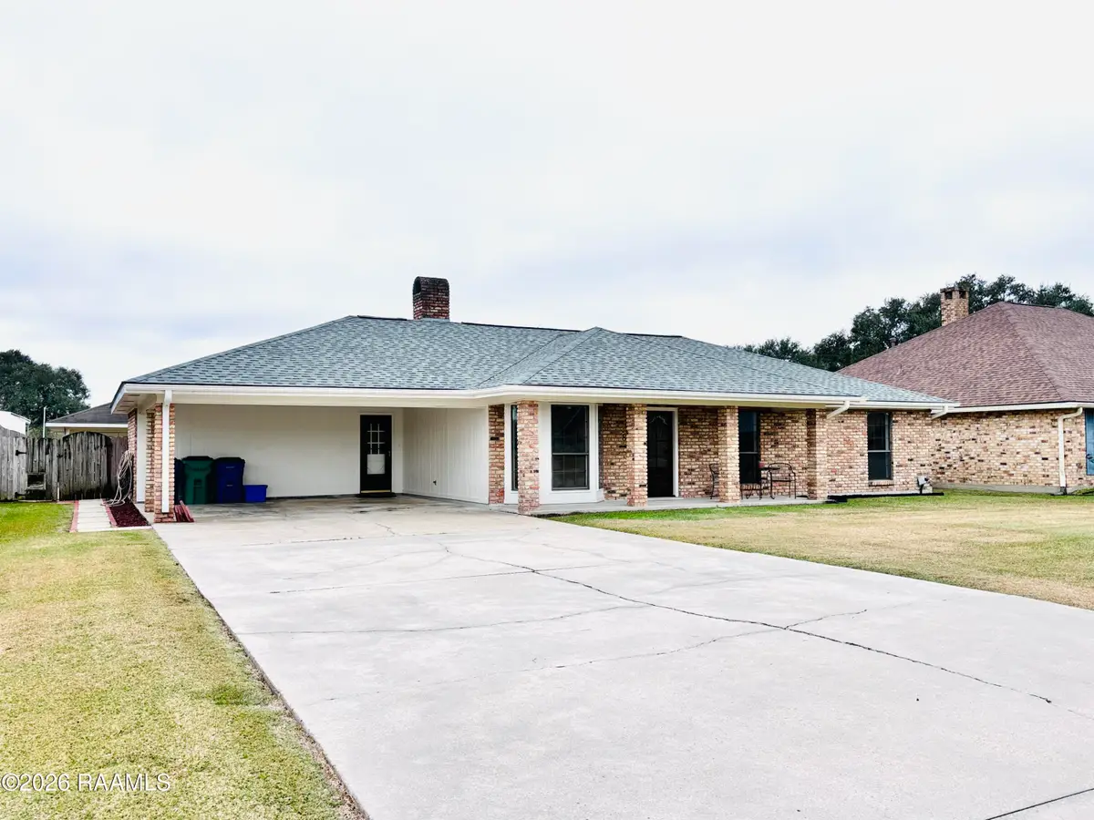 812 E F Street, Rayne, LA 70578 - #1