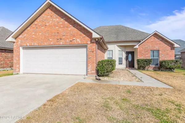 125 Tall Oaks Lane, Youngsville, LA 70592