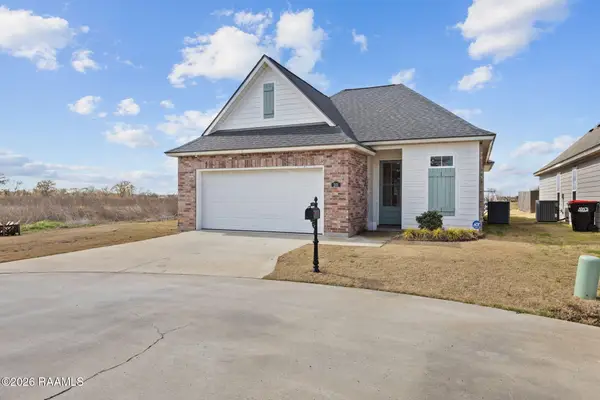 201 Adry Lane, Youngsville, LA 70592