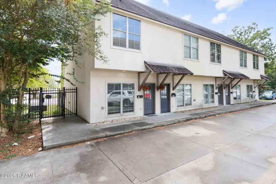 1402 Jefferson Street #201, Lafayette, LA 70501 - #2