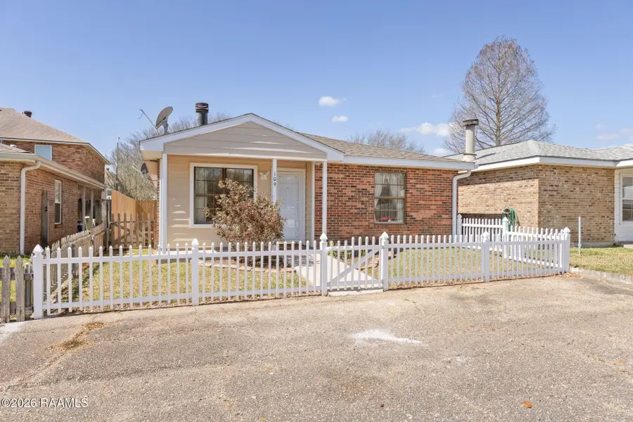 109 St Pius Place, Youngsville, LA 70592 - #2