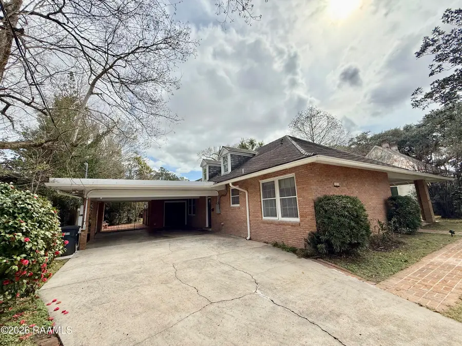 320 Duperier Avenue, New Iberia, LA 70563 - #2