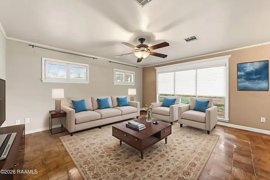 106 Woodcrest Drive, Lafayette, LA 70506 - #2