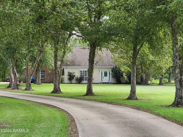 1078 Curleys Road, Sunset, LA 70584