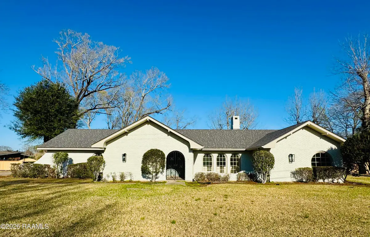 902 E Bayou Parkway, Lafayette, LA 70508 - #1