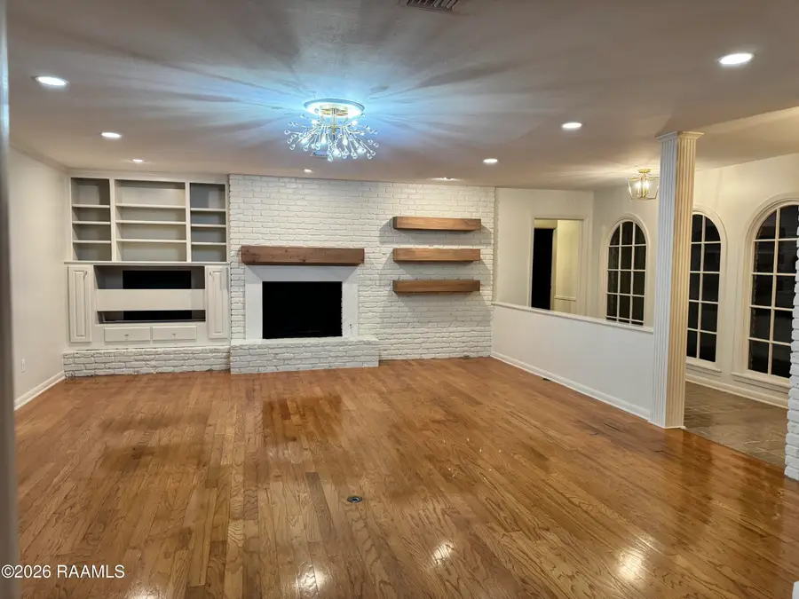 902 E Bayou Parkway, Lafayette, LA 70508 - #3
