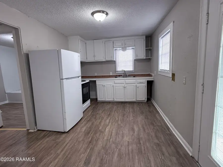 207 Leon Street, Broussard, LA 70518 - #2