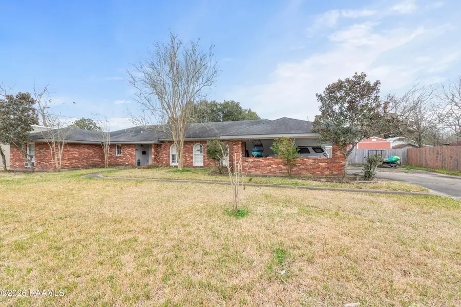 903 Oak Drive, Breaux Bridge, LA 70517 - #2