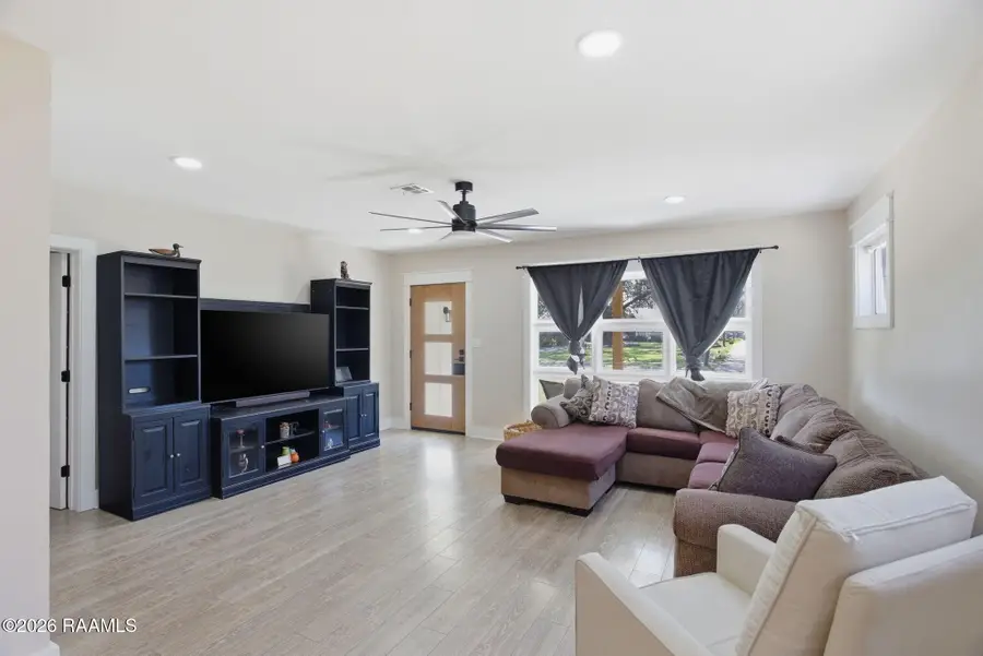 622 May Street, Jennings, LA 70546 - #2