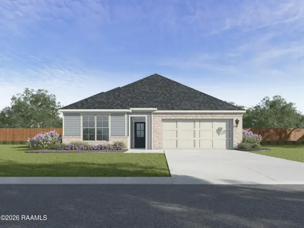 110 Belle Lake Drive, Lafayette, LA 70506