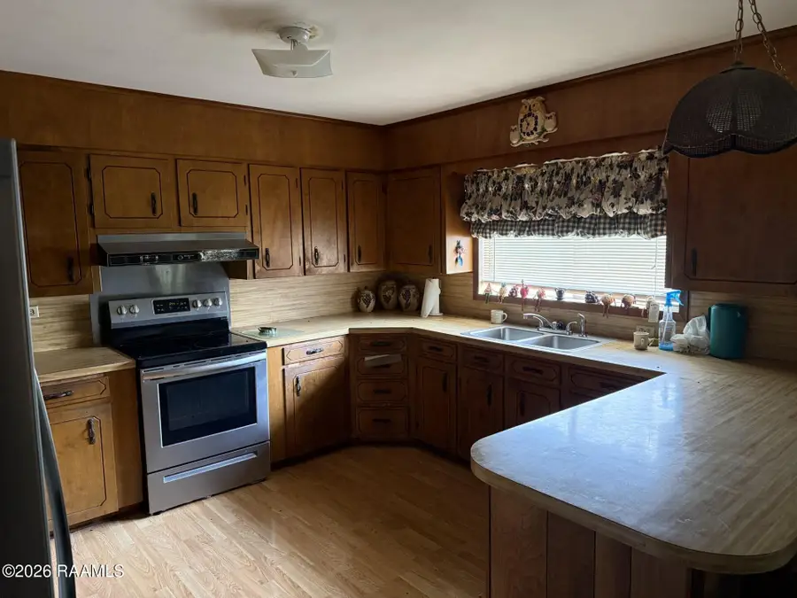 502 E Lincoln Road, Ville Platte, LA 70586 - #2