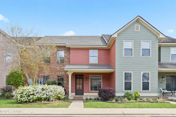 208 Harbor Bend Boulevard, Lafayette, LA 70508