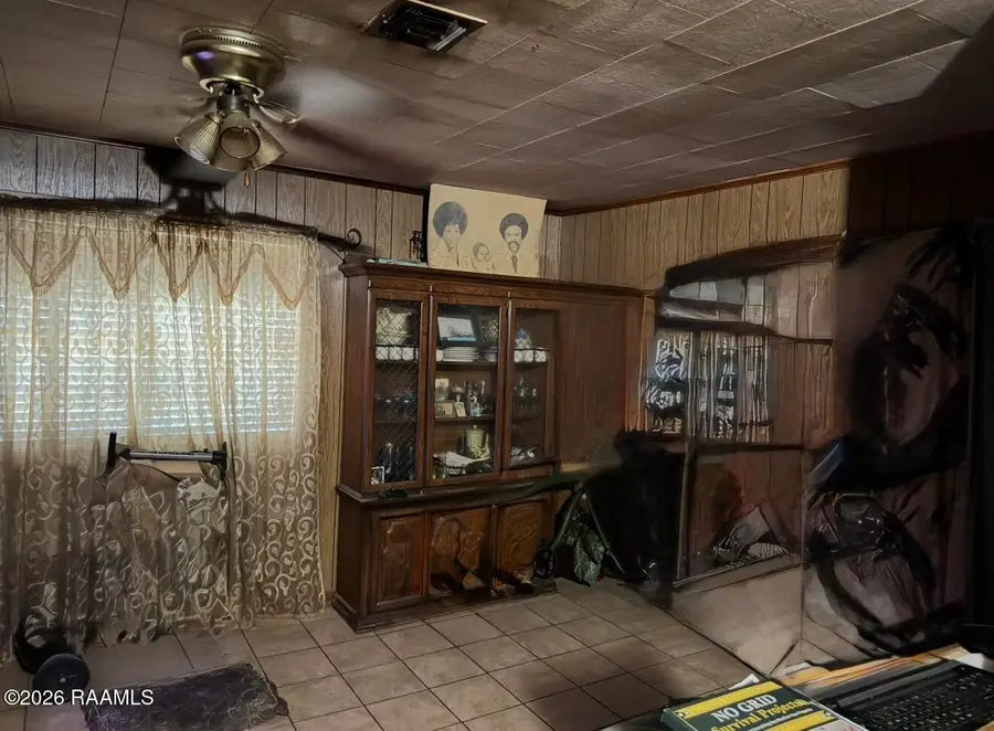 722 Kent Street, Jeanerette, LA 70544 - #2