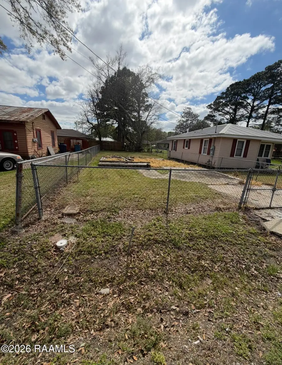 739 Saint Ann Street, Saint Martinville, LA 70582 - #3