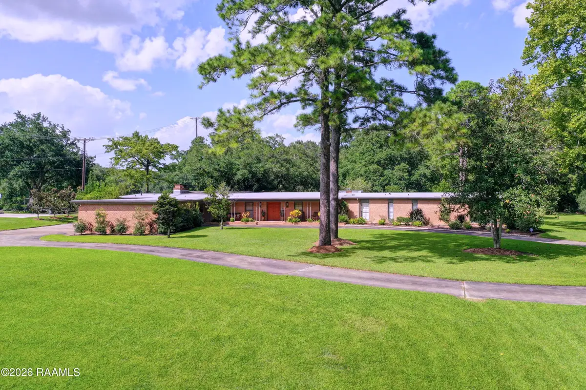 665 E Main Street, New Iberia, LA 70560 - #1