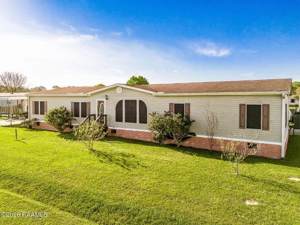 305 Breezy Lane, Youngsville, LA 70592