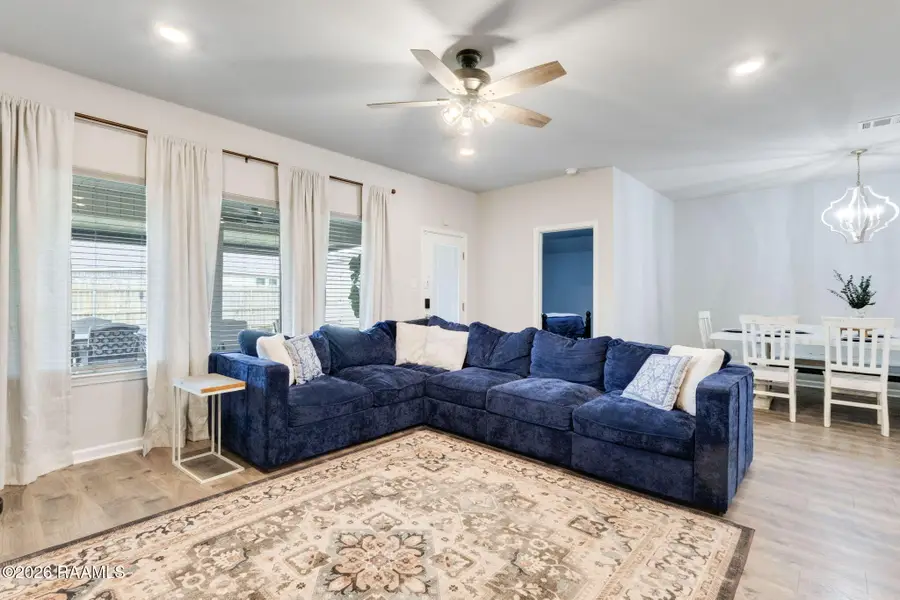 1806 Highland Drive, New Iberia, LA 70560 - #3