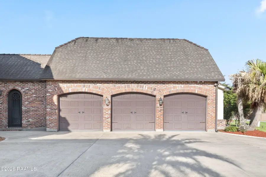 1002 Le Triomphe Parkway, Broussard, LA 70518 - #3