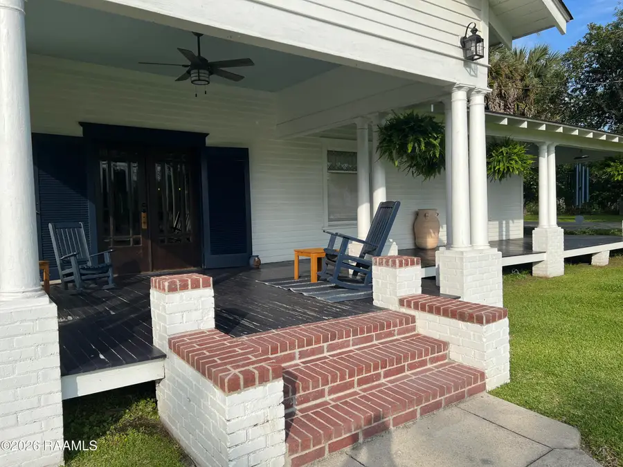 213 S Main Street, Breaux Bridge, LA 70517 - #3