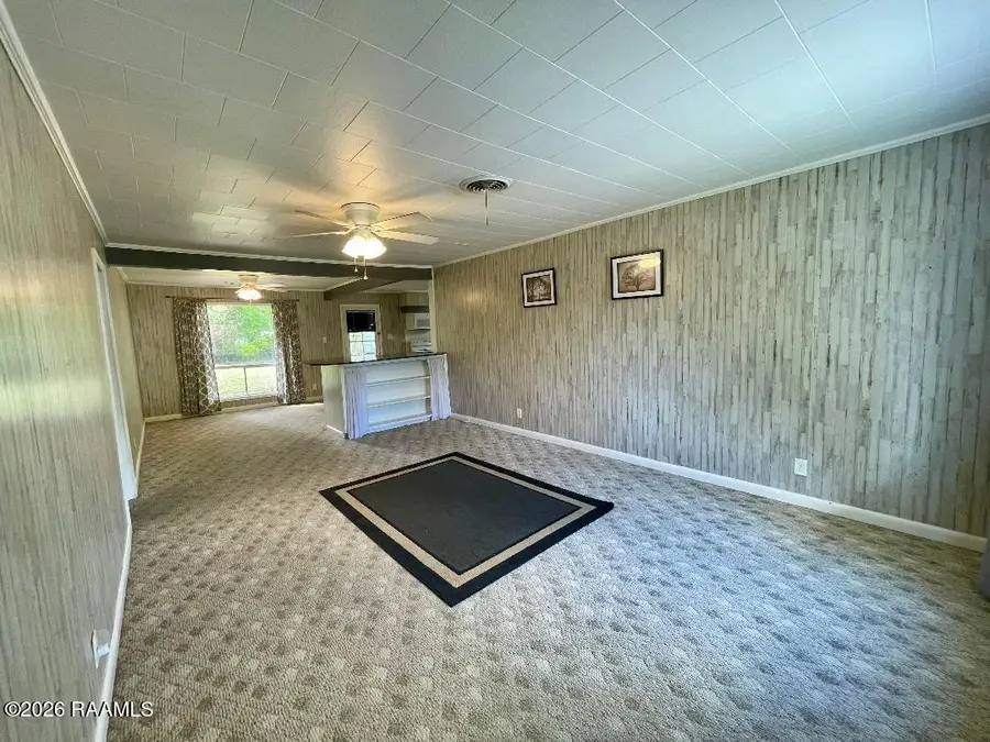 111 W Andrus Avenue, Opelousas, LA 70570 - #3