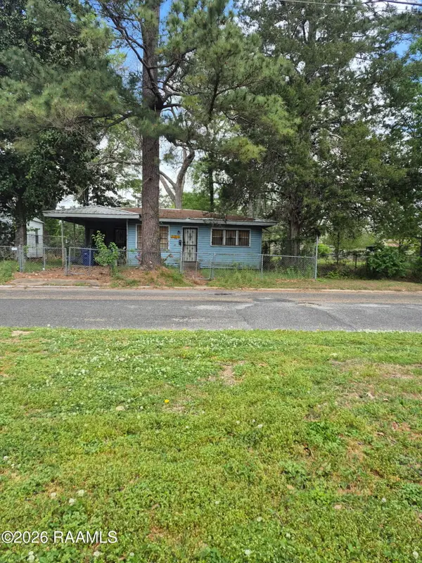 419 Perrys Lane, Opelousas, LA 70570