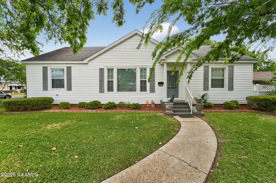701 Parkview Drive, New Iberia, LA 70563 - #2
