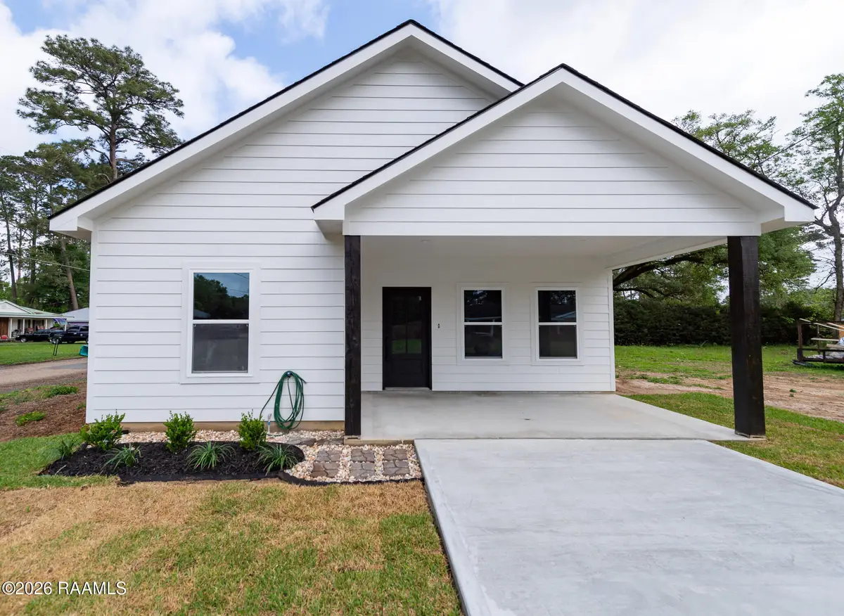 105 E Eleanor Street, Opelousas, LA 70570 - #1