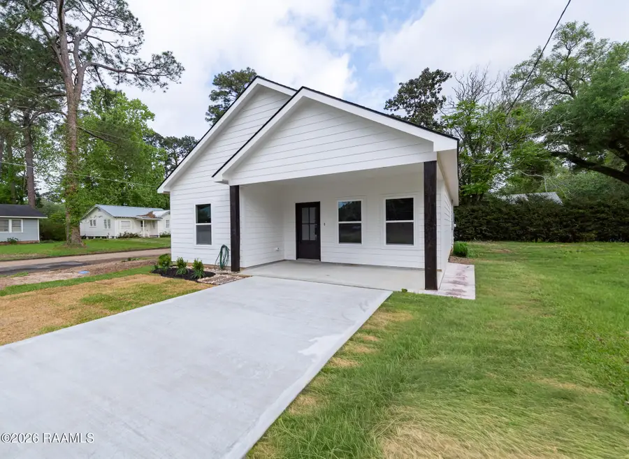 105 E Eleanor Street, Opelousas, LA 70570 - #3