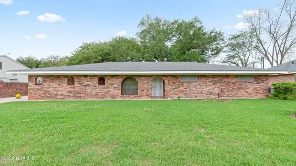 103 Saint Bernadette Drive, Lafayette, LA 70507