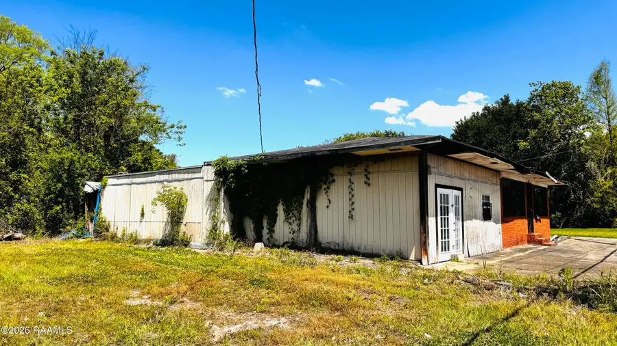 906 W Landry Street, Opelousas, LA 70570 - #3
