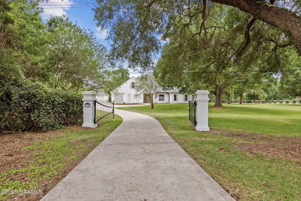 10709 Highway 167, Abbeville, LA 70510 - #1