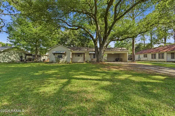 2106 Grand Pointe Avenue, Breaux Bridge, LA 70517