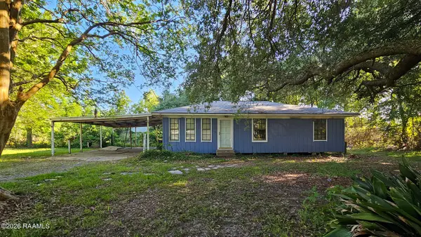 1072 Old Henderson Highway, Breaux Bridge, LA 70517