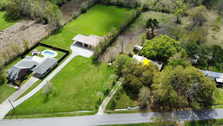 1072 Old Henderson Highway, Breaux Bridge, LA 70517 - #2