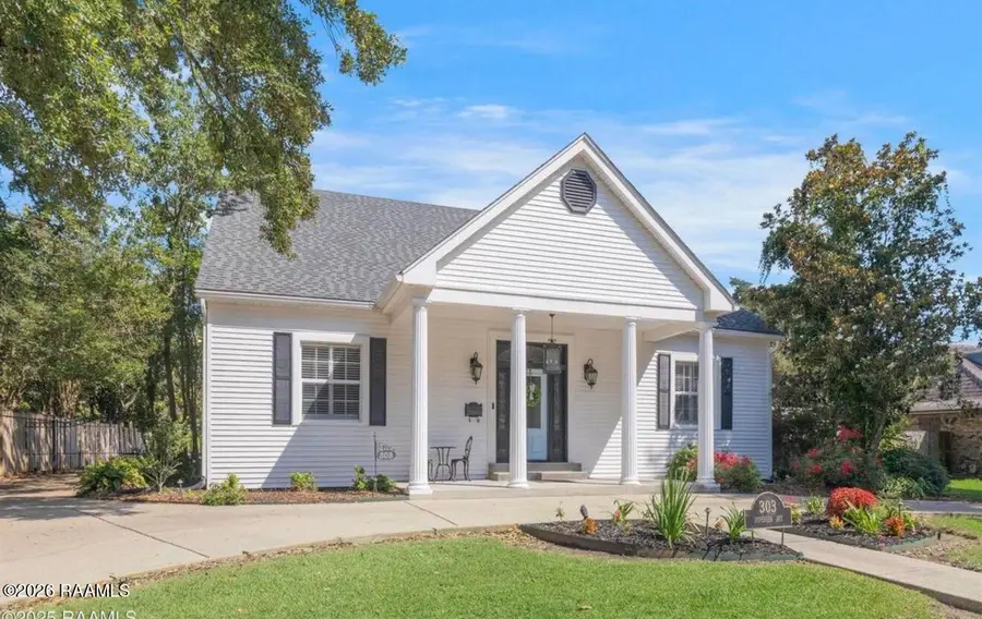 303 Duperier Avenue, New Iberia, LA 70563 - #3
