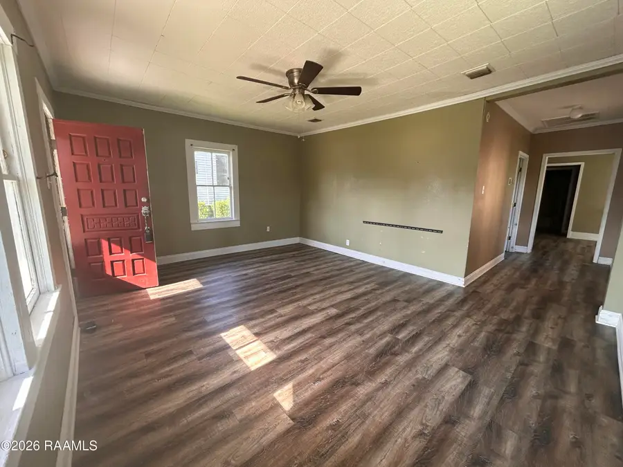 306 S Severin Street, Erath, LA 70533 - #3